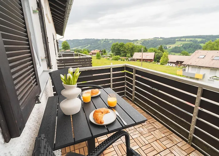 Alpsee Panorama Mit Sonnigen Balkon & Parkplatz * Immenstadt im Allgäu